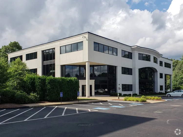 300 Ledgewood Place, Rockland